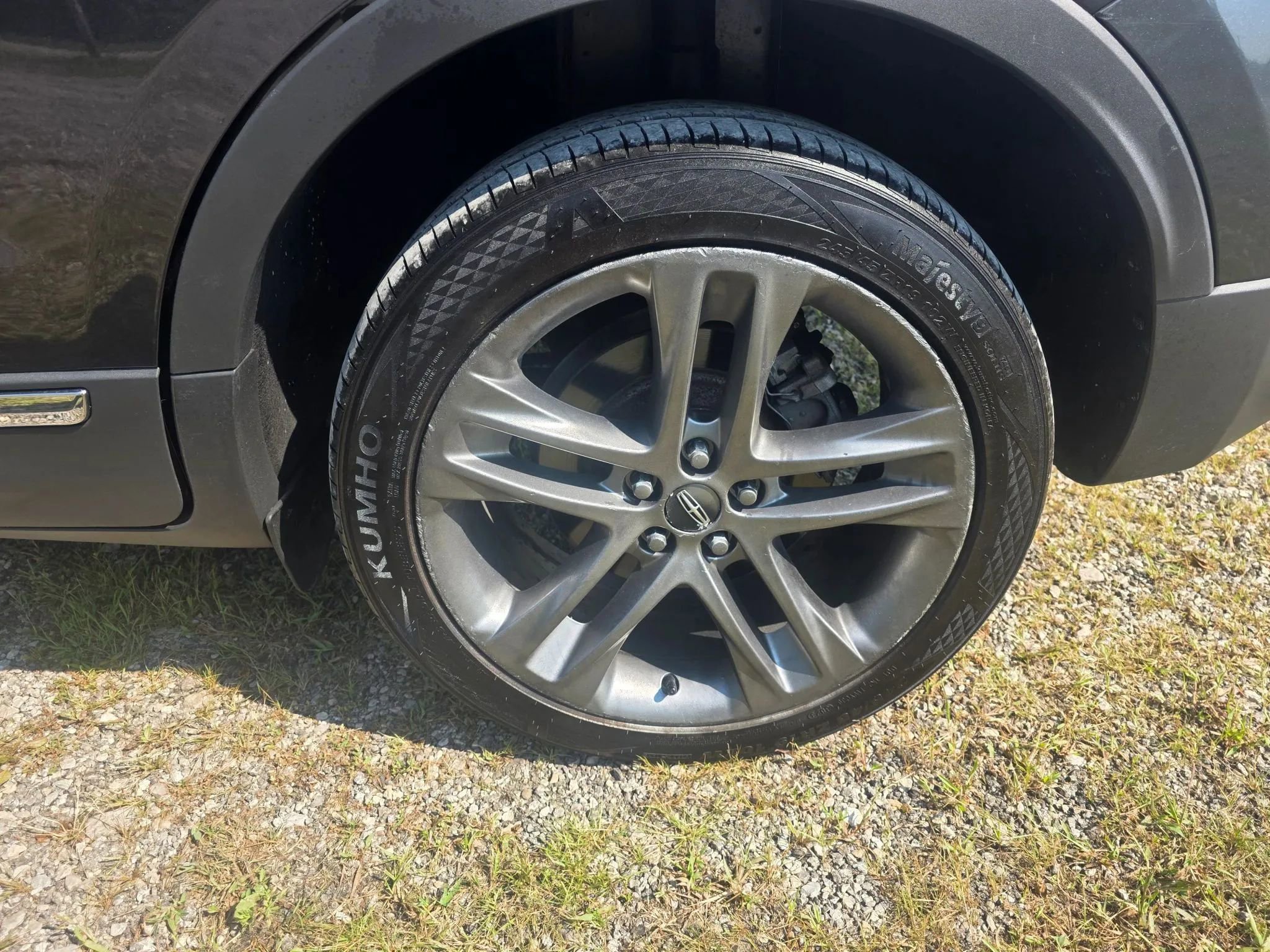 Used 2017 Lincoln MKC Reserve w/ Lincoln MKC Climate Package image 10