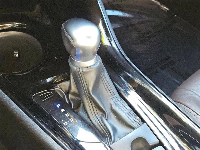 Used 2019 Toyota C-HR Limited FWD image 12