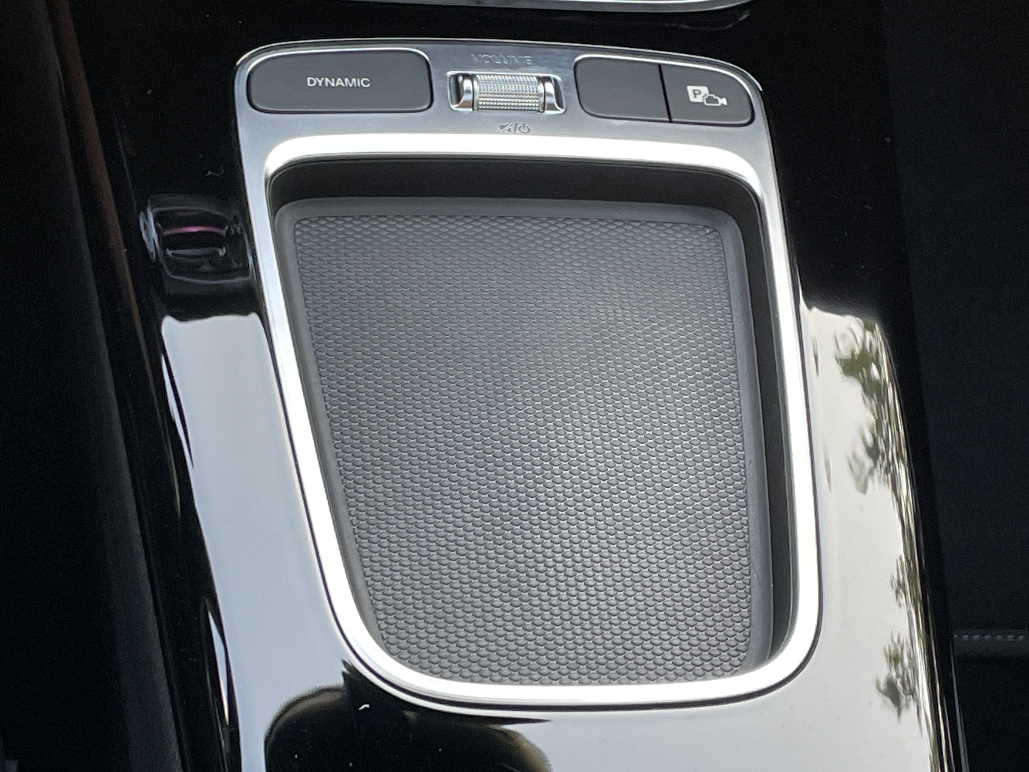 Used 2025 Mercedes-Benz CLA 250 4MATIC w/ Exclusive Package image 33