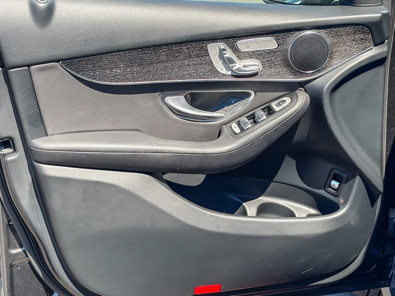 Used 2022 Mercedes-Benz GLC 300 image 20