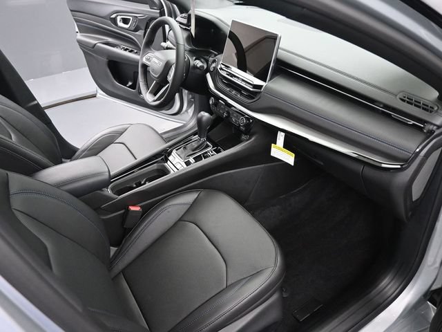 New 2025 Jeep Compass Limited w/ Driver Assist Group I AWD/4WD image 19