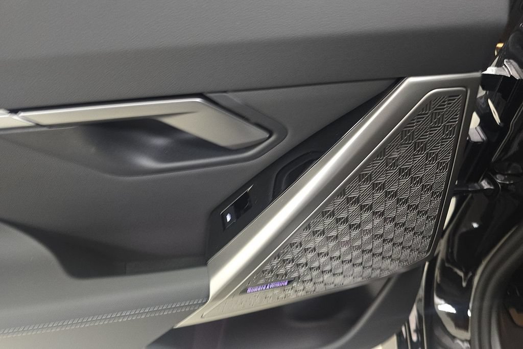 New 2027 BMW 550e xDrive AWD/4WD image 27