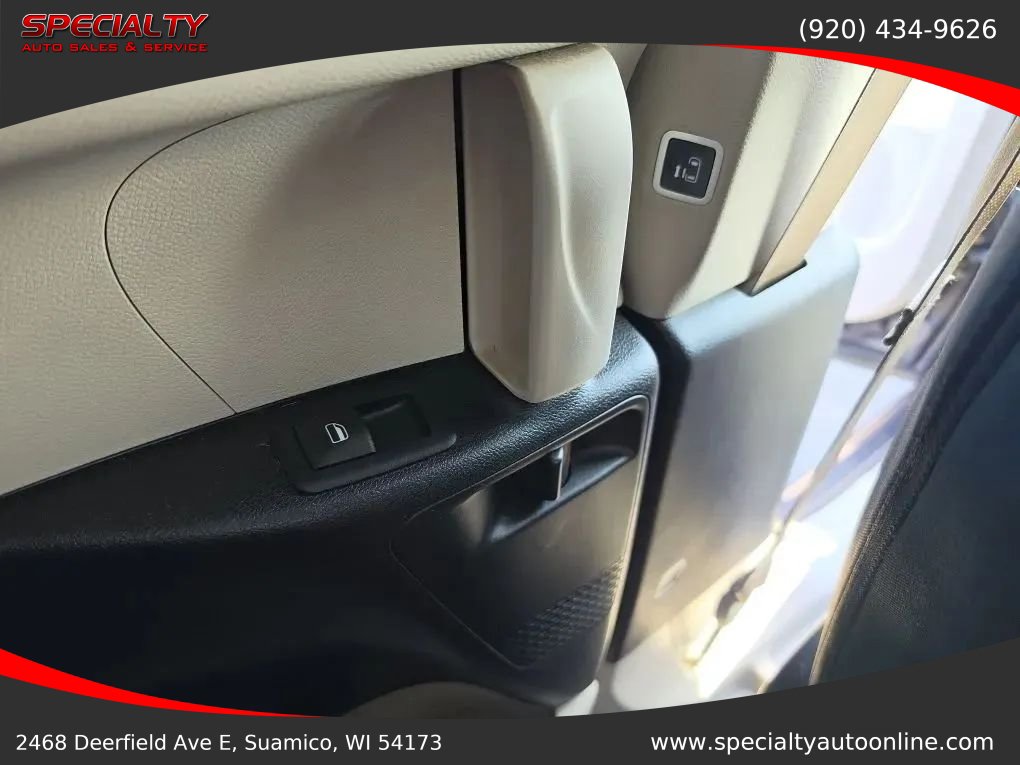 Used 2021 Chrysler Pacifica Touring w/ Cold Weather Group FWD image 25