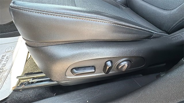 Used 2021 Buick Encore GX Select w/ Sport Touring Package image 8