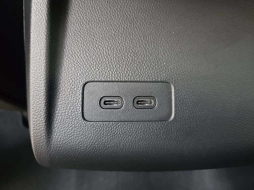 Used 2024 Cadillac Lyriq Luxury AWD/4WD image 48