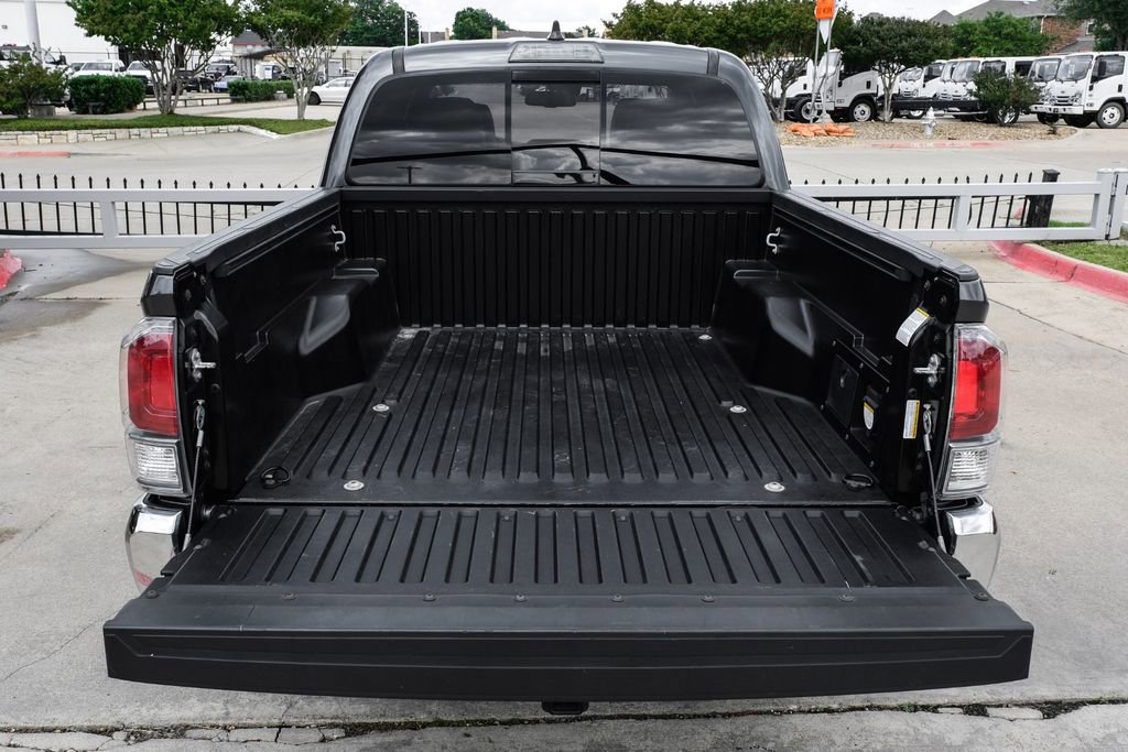 Used 2021 Toyota Tacoma TRD Off-Road AWD/4WD image 52