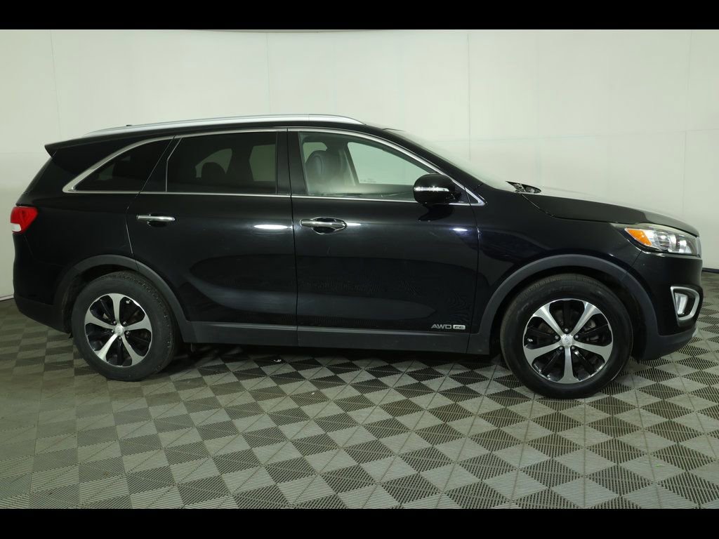 Used 2016 Kia Sorento EX image 10