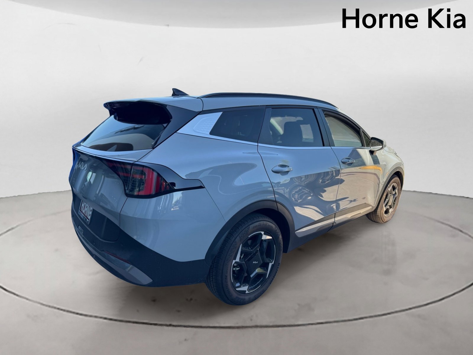 New 2026 Kia Sportage EX w/ EX Panorama Roof Package FWD image 4