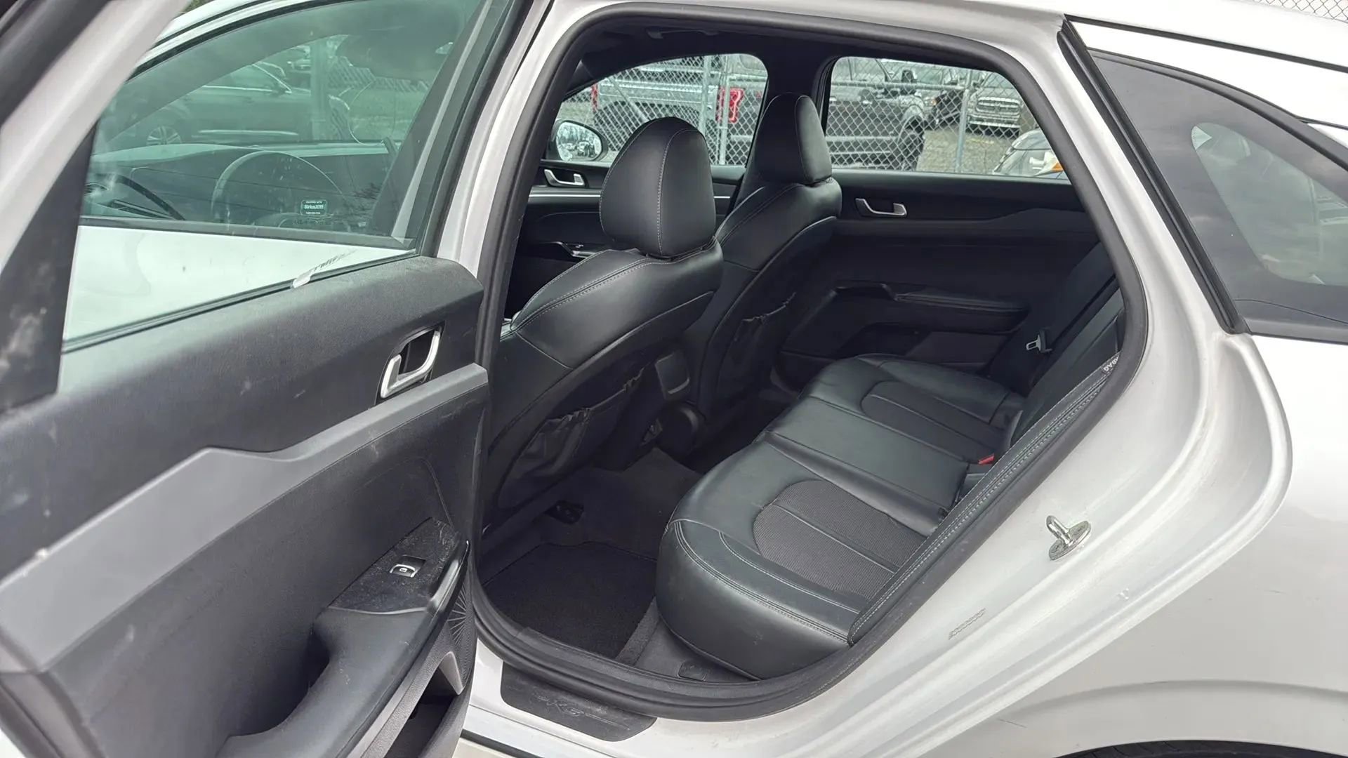 Used 2022 Kia K5 GT-Line FWD image 27