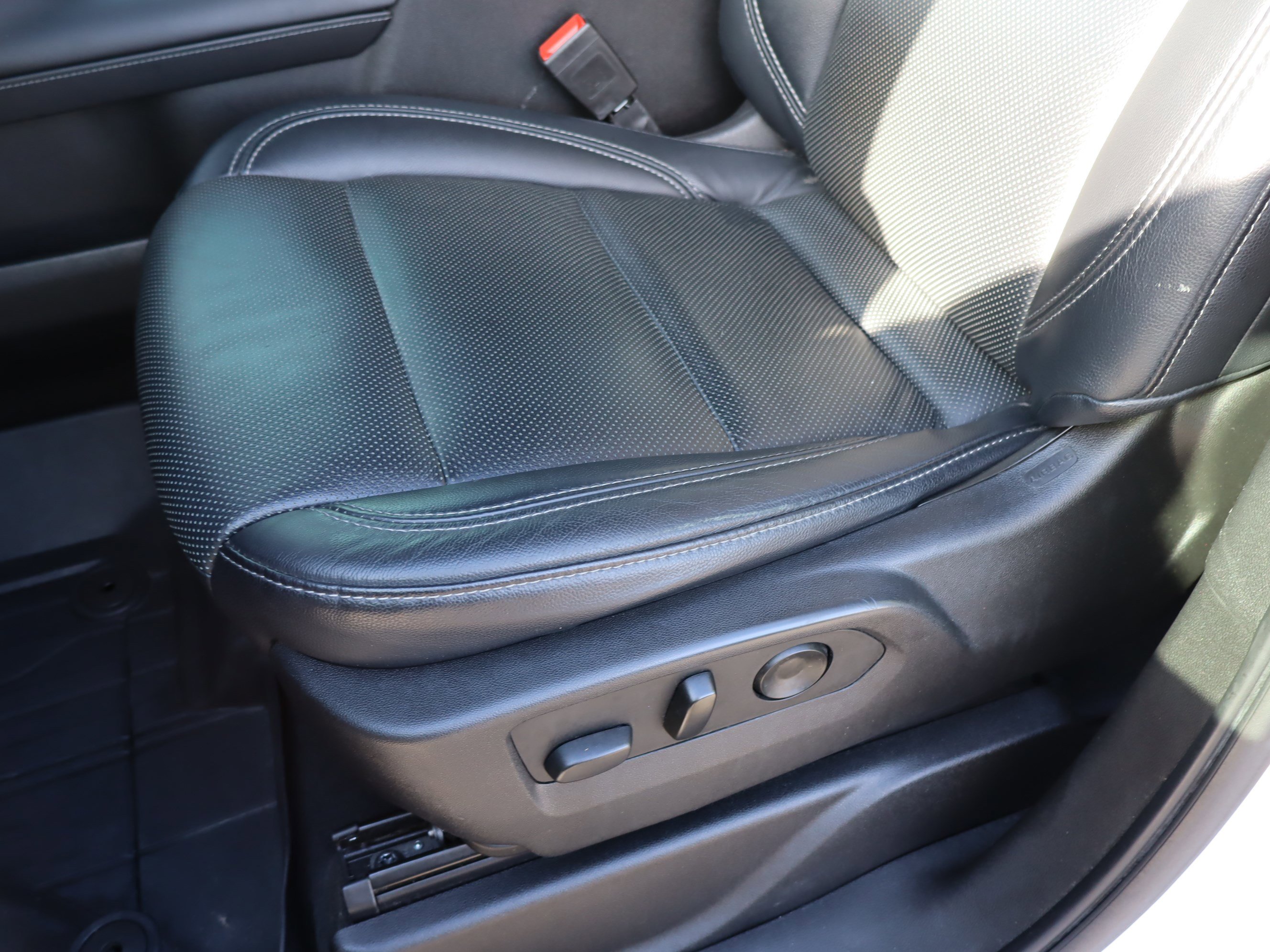 Used 2021 Chevrolet Tahoe LS image 19