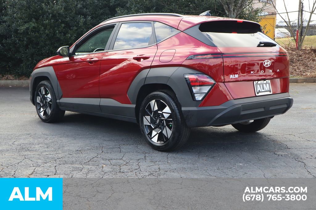 Used 2025 Hyundai Kona SEL image 9