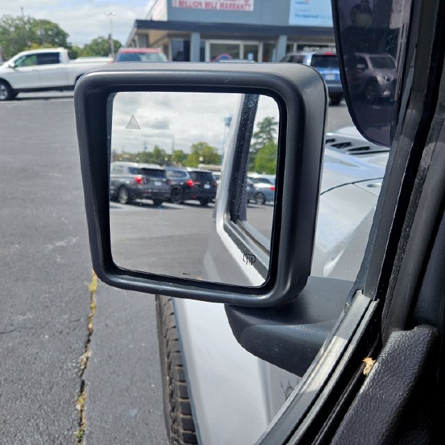 Used 2020 Jeep Gladiator Rubicon AWD/4WD image 11