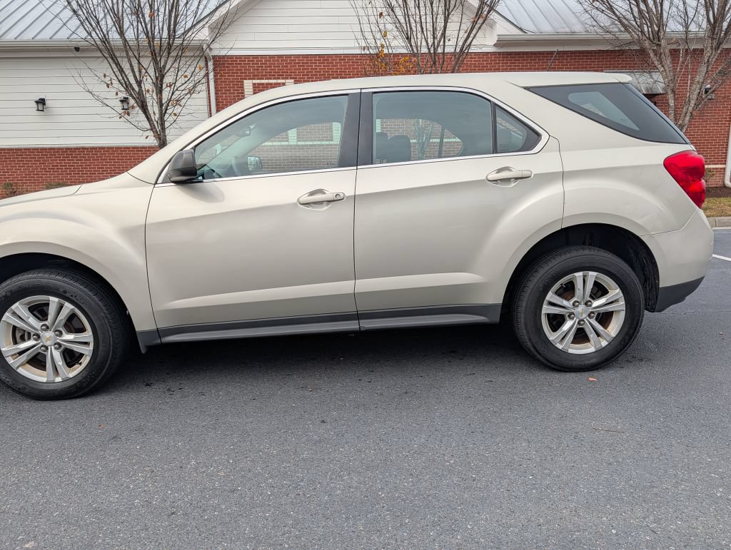 Used 2014 Chevrolet Equinox LS FWD image 3