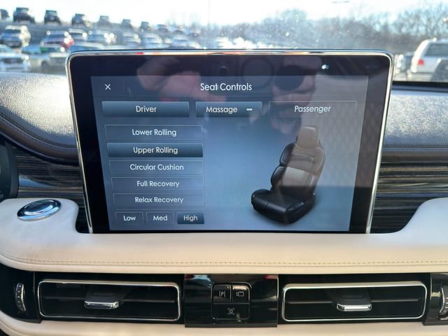 Used 2022 Lincoln Aviator Black Label w/ Dynamic Handling Package image 38