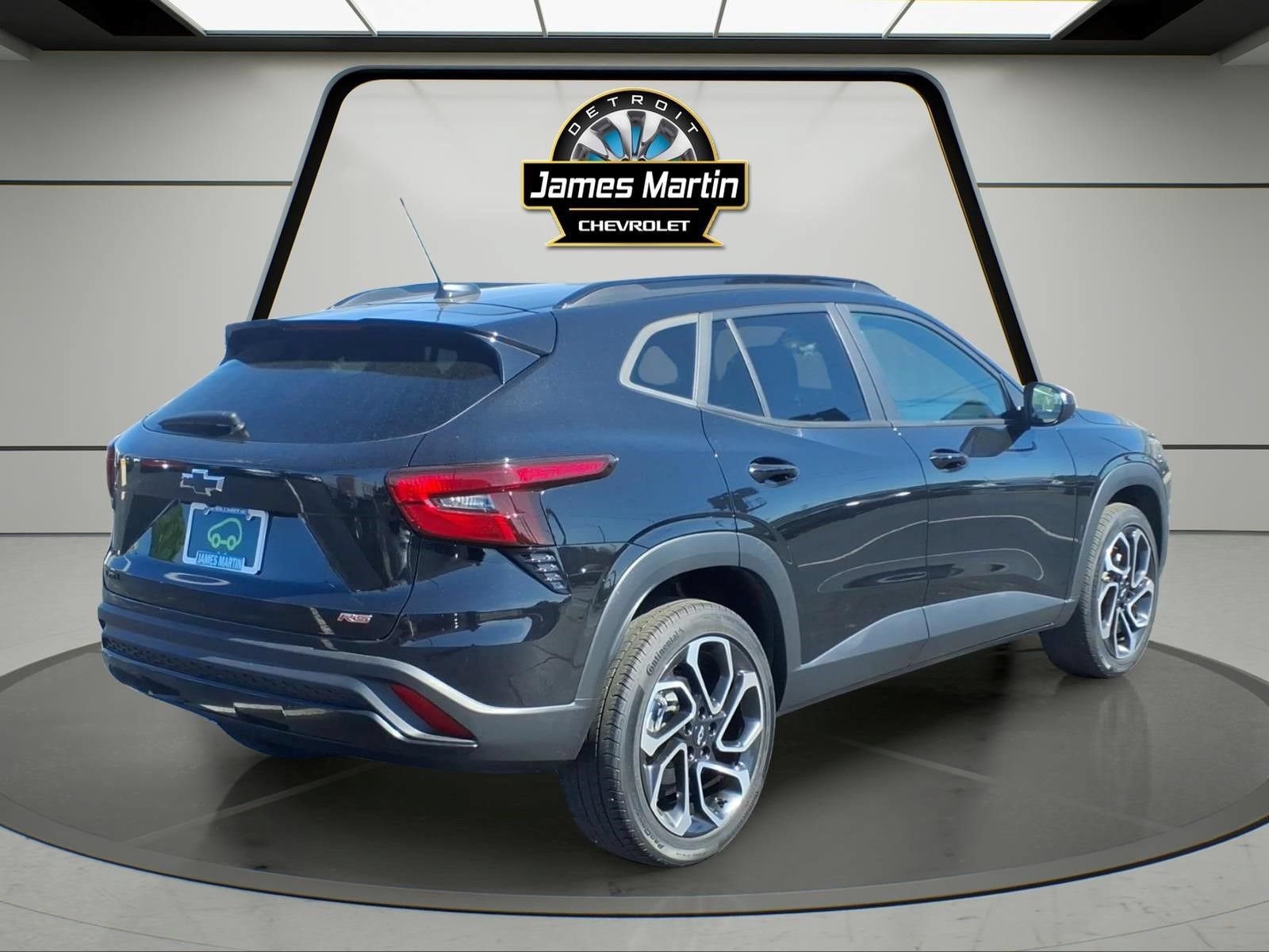 Certified 2024 Chevrolet Trax RS w/ Driver Confidence Package FWD image 4