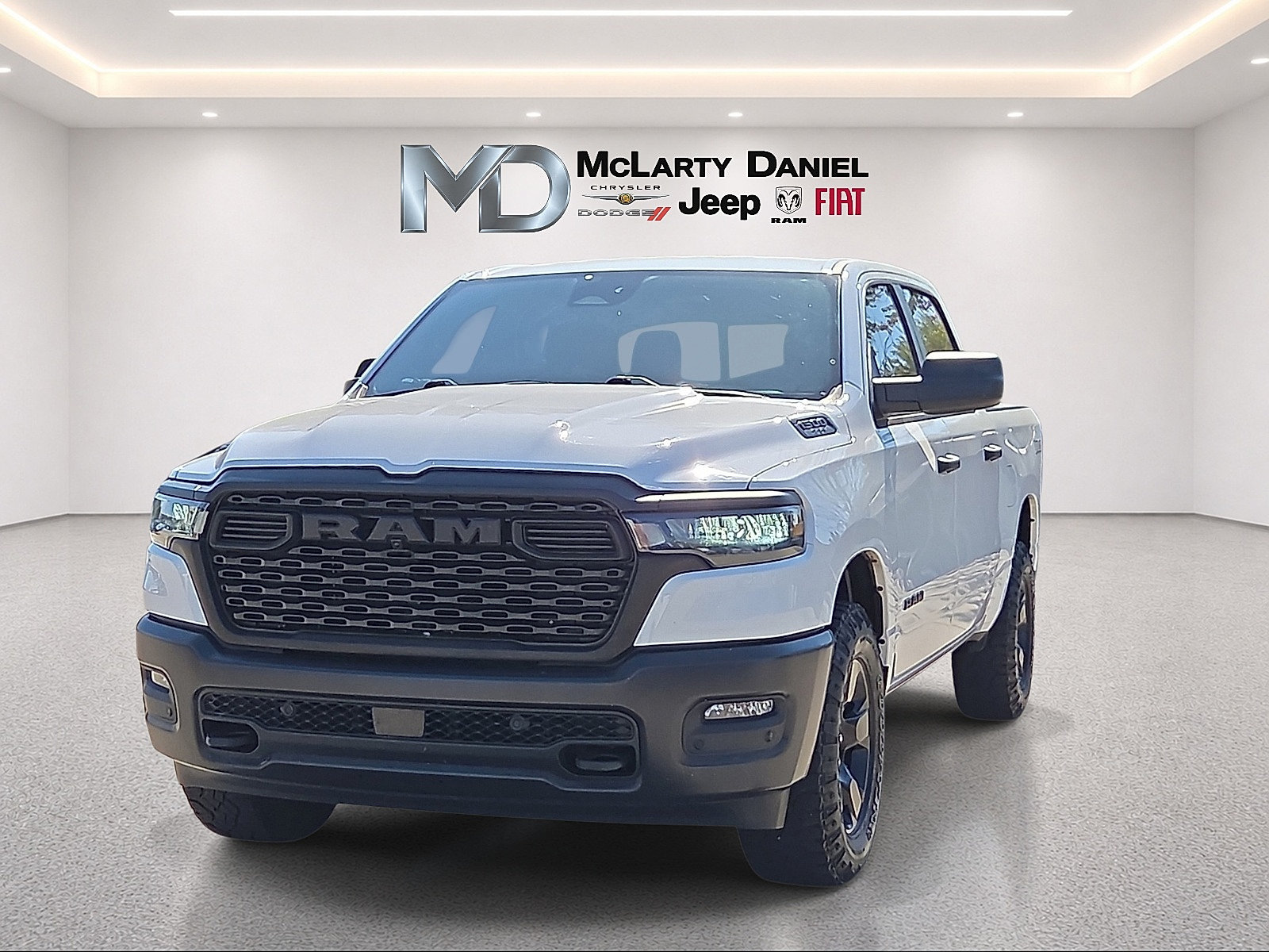 Used 2025 RAM 1500 Warlock AWD/4WD image 2
