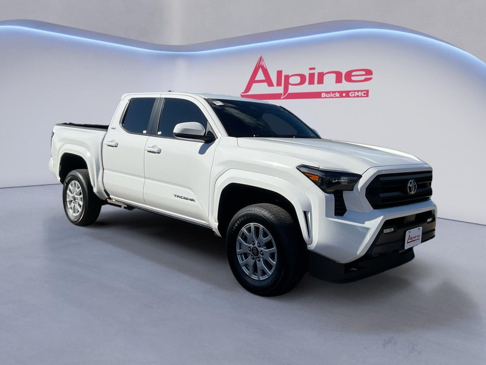 Used 2026 Toyota Tacoma SR5 AWD/4WD image 7