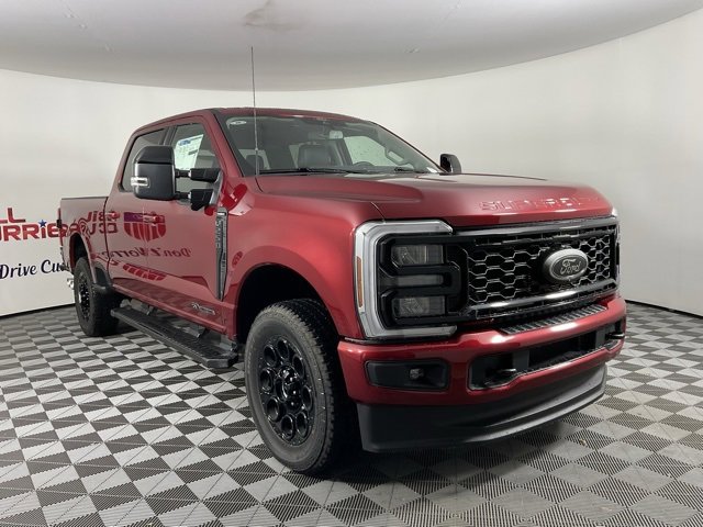 New 2025 Ford F250 Lariat w/ Black Appearance Package