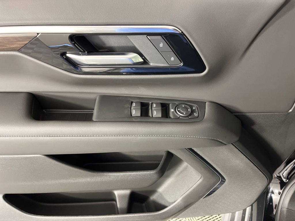 New 2026 Chevrolet Tahoe LS image 25