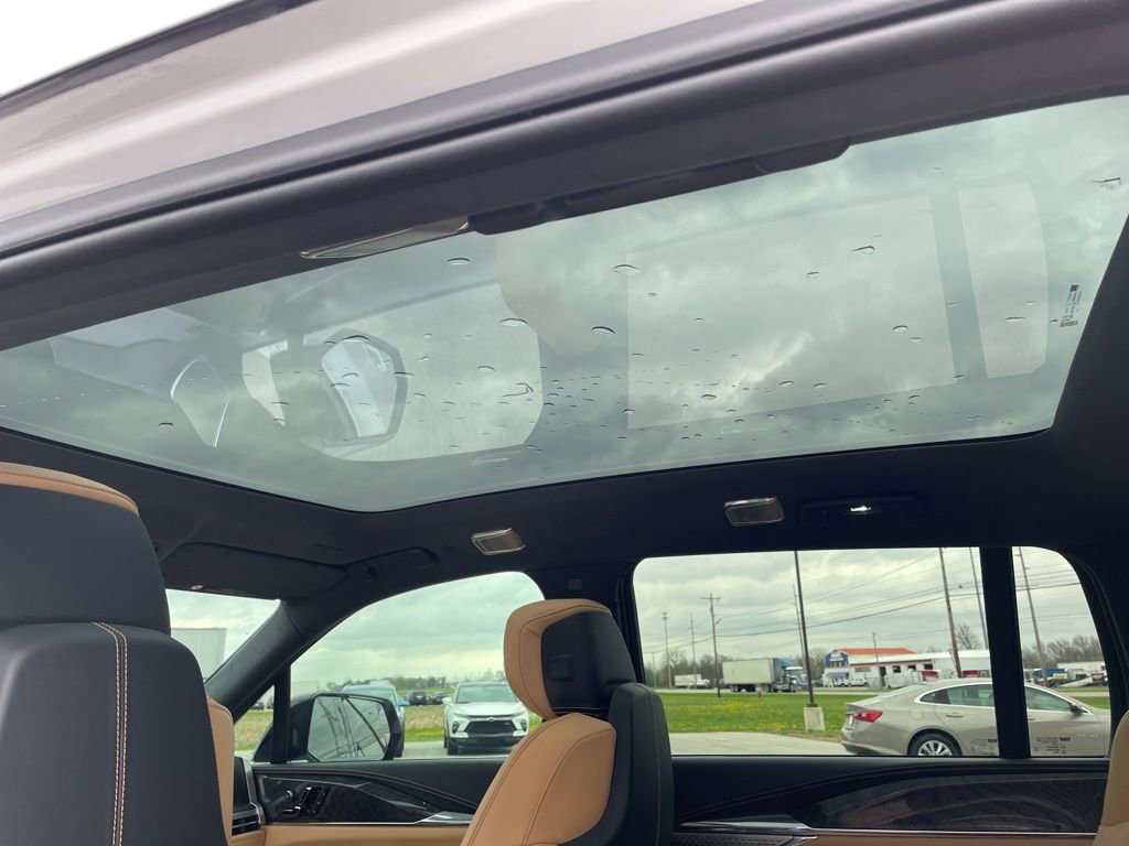 Used 2025 Cadillac Escalade IQ Sport 2 AWD/4WD image 26