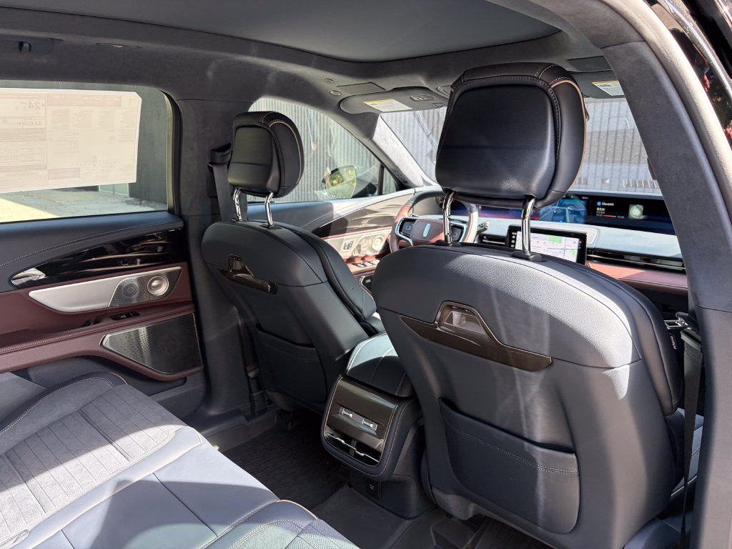 New 2026 Lincoln Nautilus Black Label AWD/4WD image 28