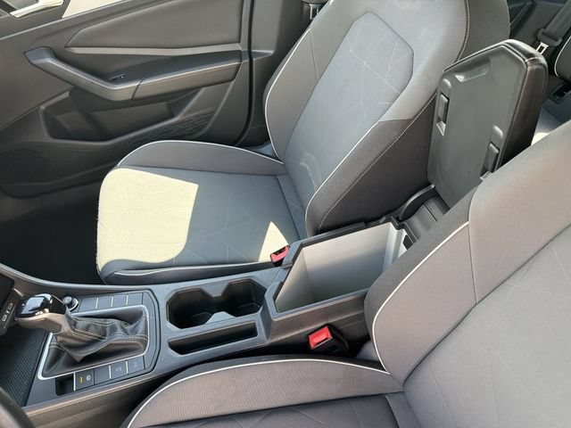 Used 2025 Volkswagen Jetta Sport FWD image 22