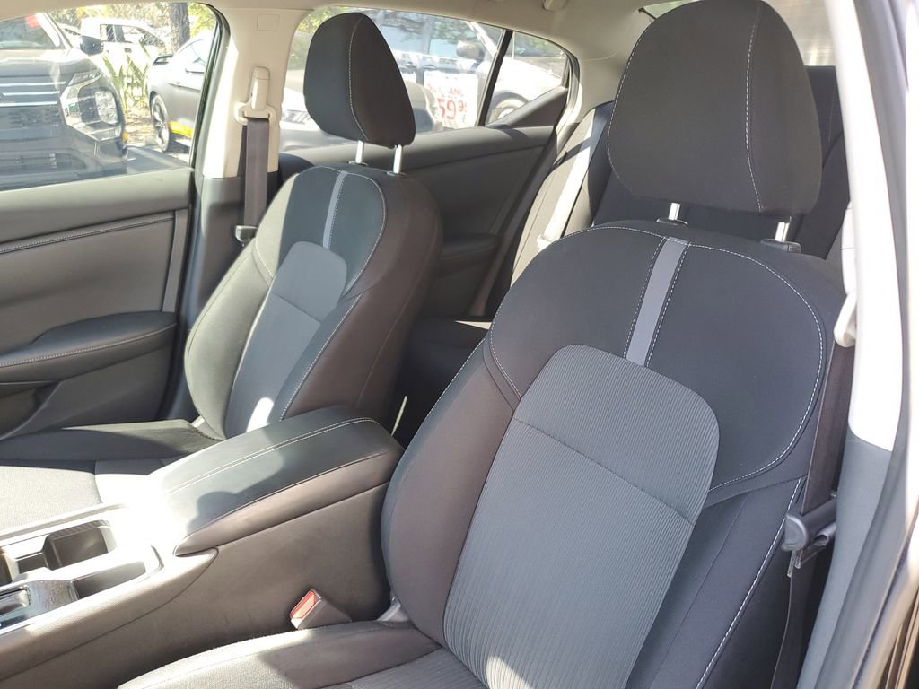 Used 2023 Nissan Sentra SV image 19