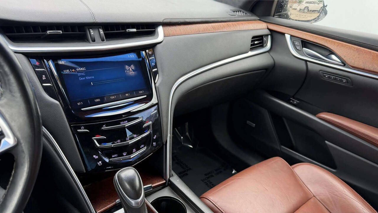 Used 2015 Cadillac XTS Luxury AWD/4WD image 18