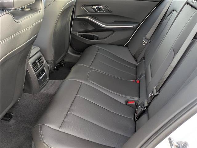 Used 2026 BMW 330i xDrive Sedan w/ Convenience Package AWD/4WD image 17