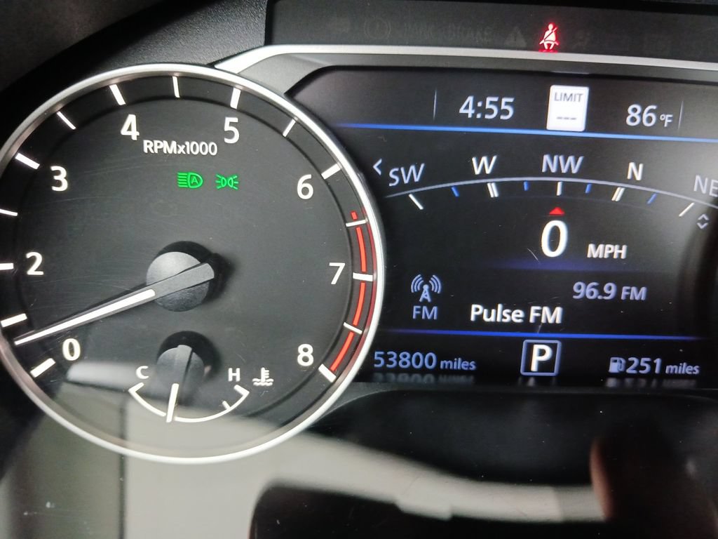 Used 2024 Nissan Altima 2.5 SV w/ SV Premium Package FWD image 19