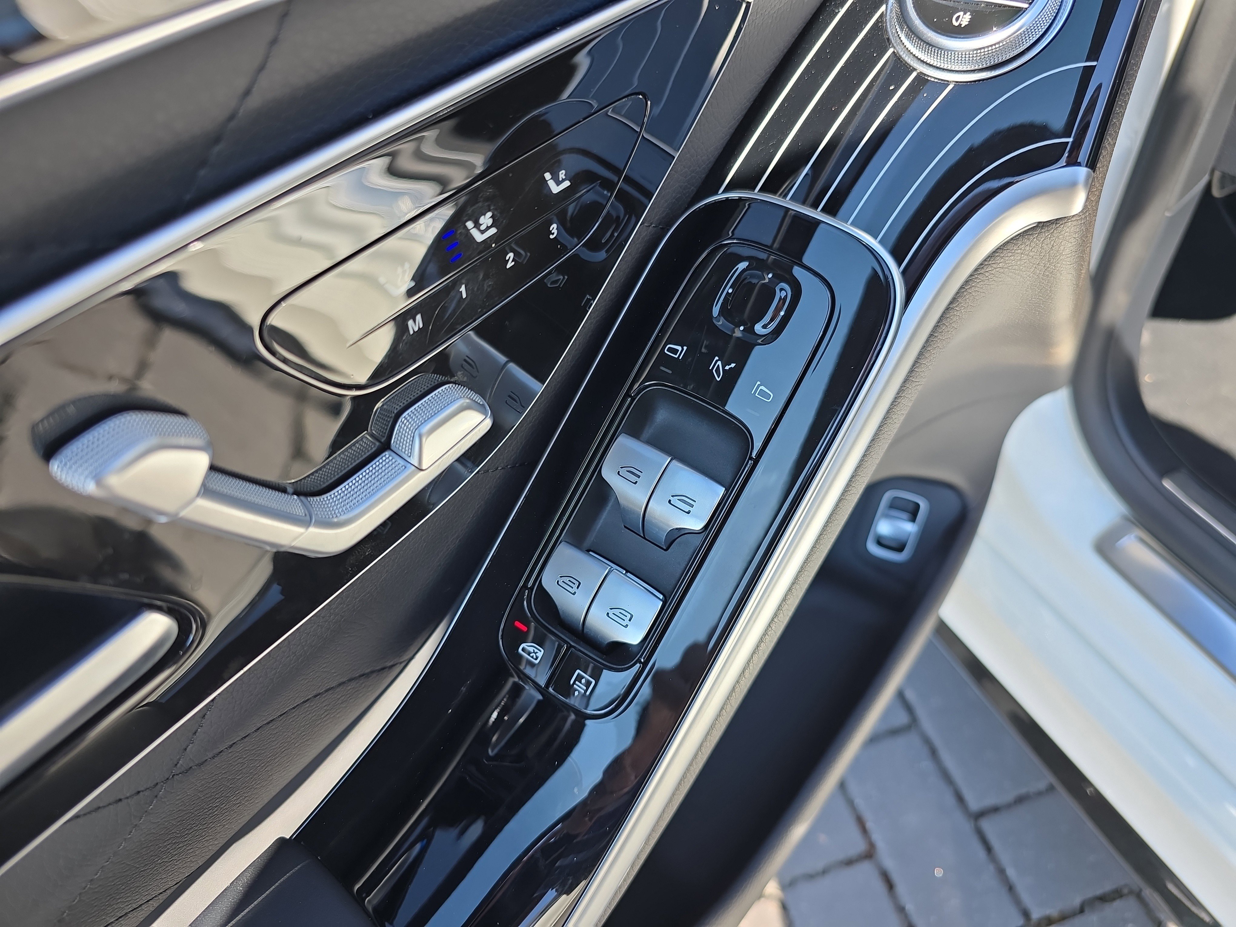 Used 2021 Mercedes-Benz S 580 4MATIC Sedan image 20