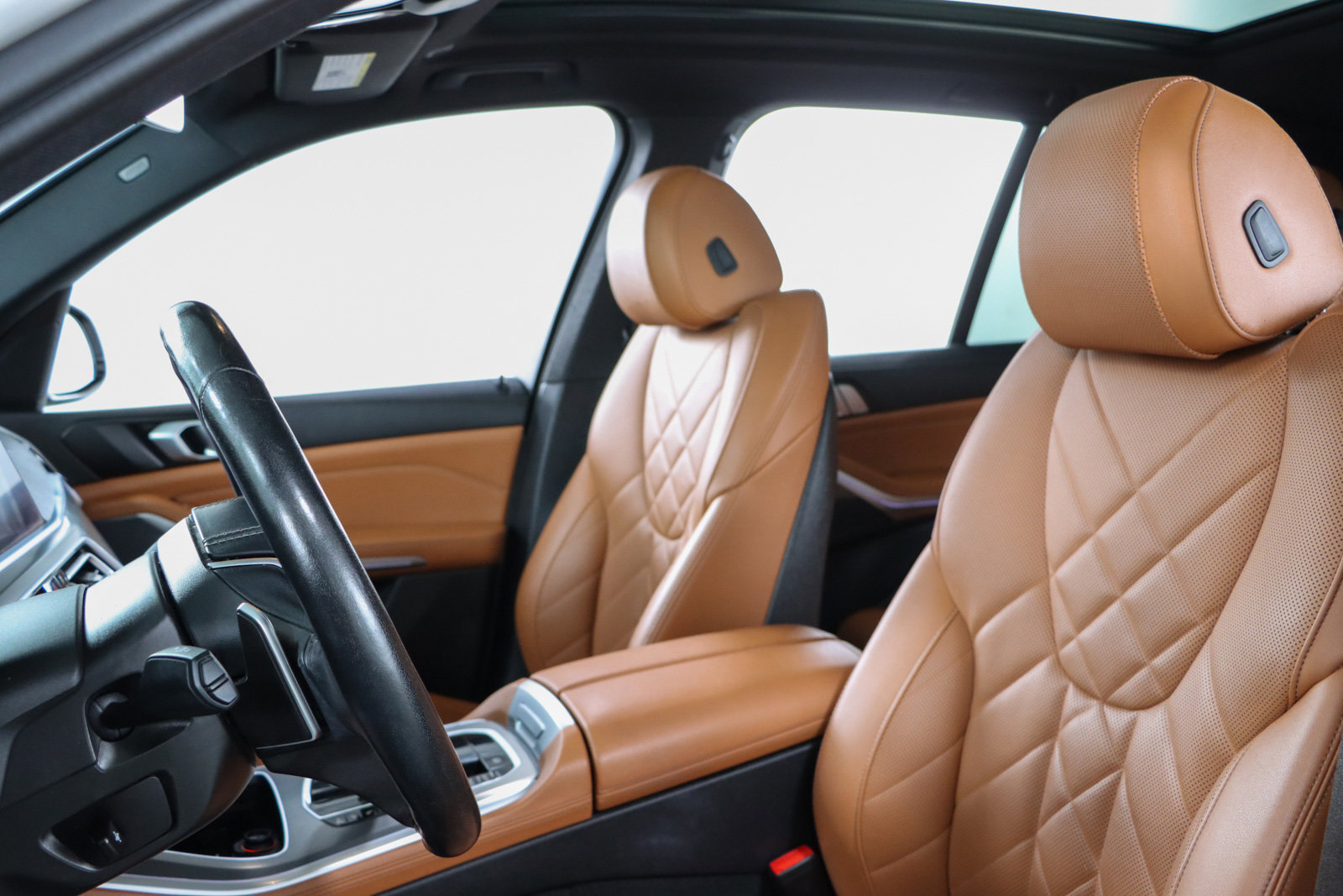 Used 2023 BMW X5 sDrive40i w/ Climate Comfort Package image 24