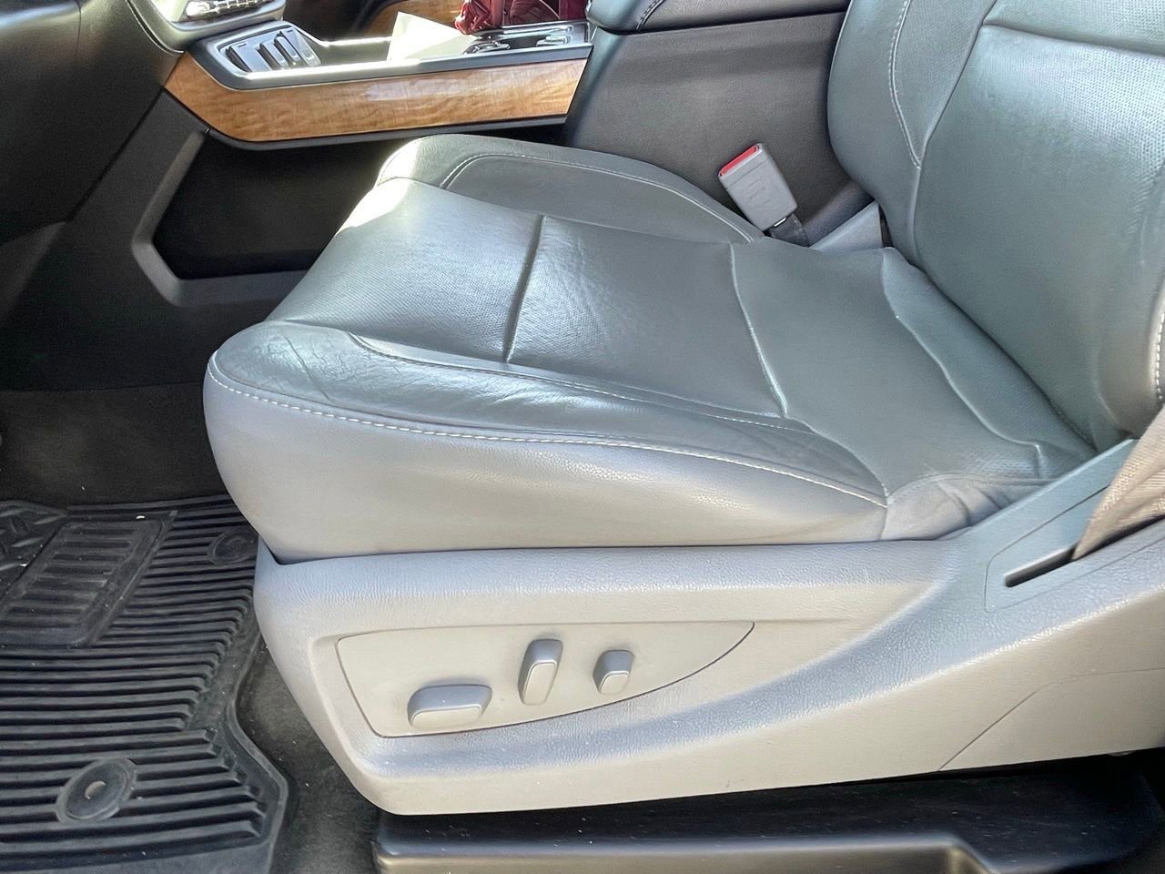 Used 2016 Chevrolet Silverado 3500 LTZ w/ Duramax Plus Package image 5