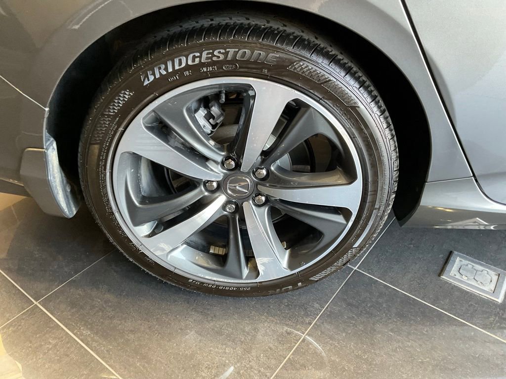 Certified 2024 Acura TLX w/ Technology Package image 8