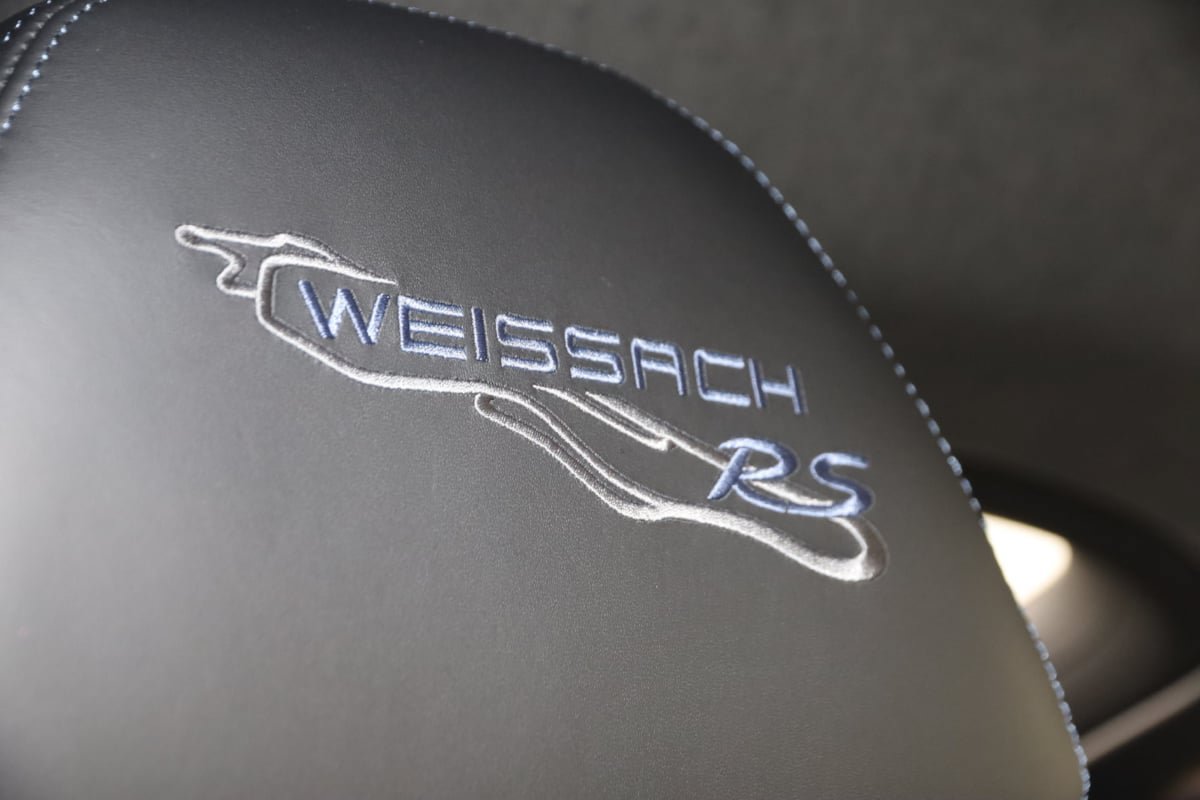 Used 2025 Porsche 718 Cayman GT4 RS w/ Weissach Package RWD image 15