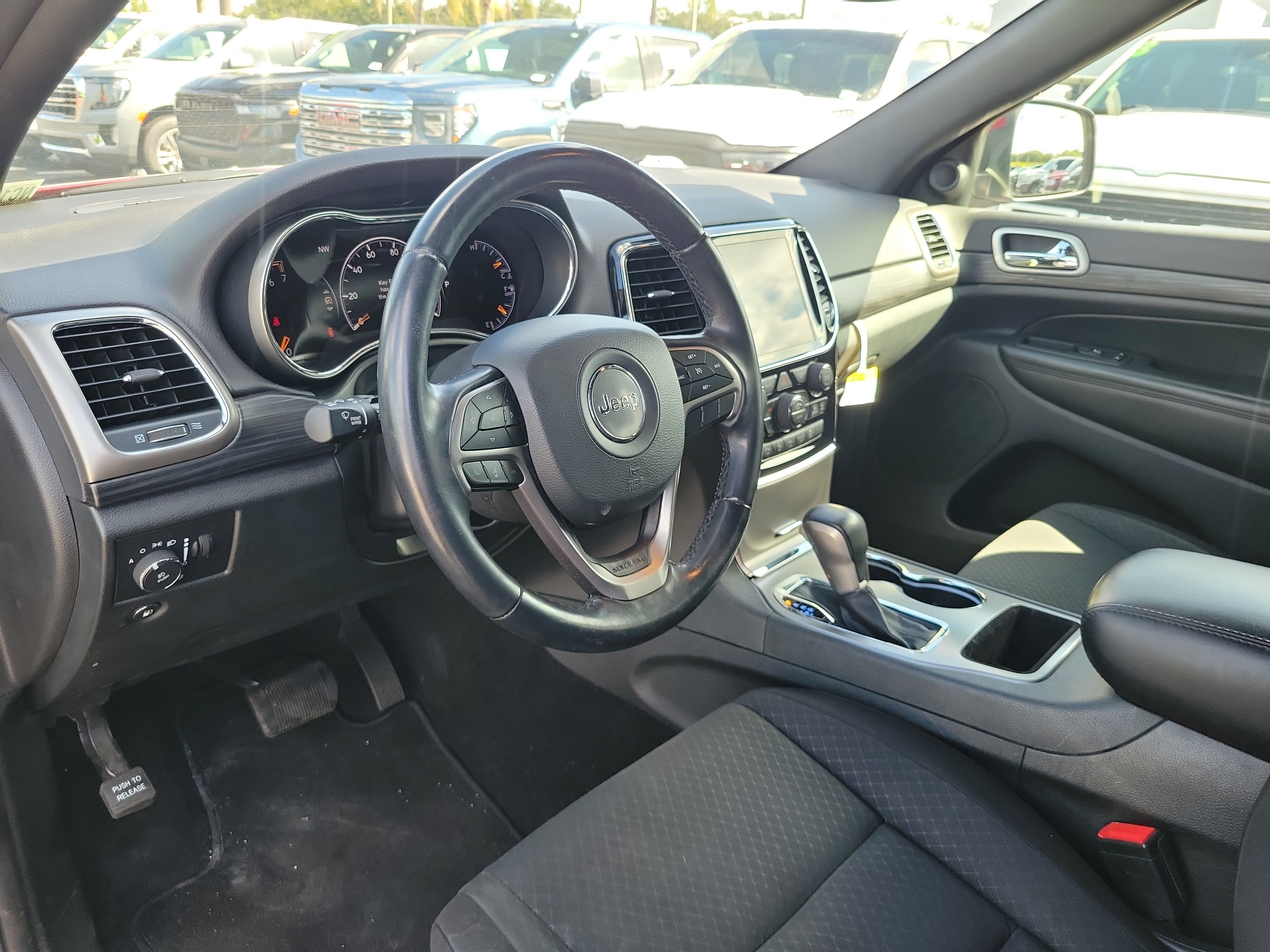 Used 2022 Jeep Grand Cherokee Laredo E AWD/4WD image 20