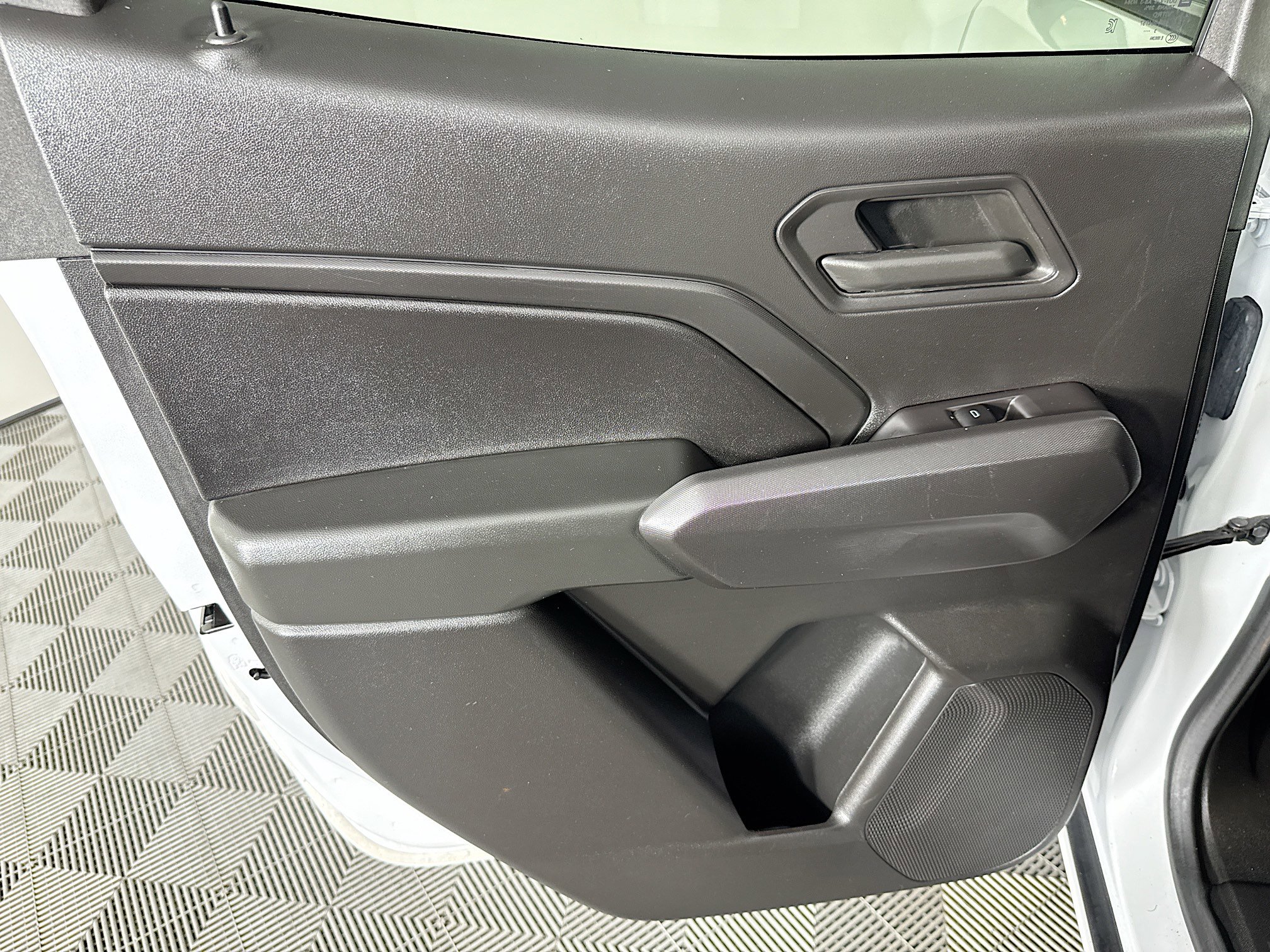 Used 2023 Chevrolet Colorado W/T w/ Safety Package image 25