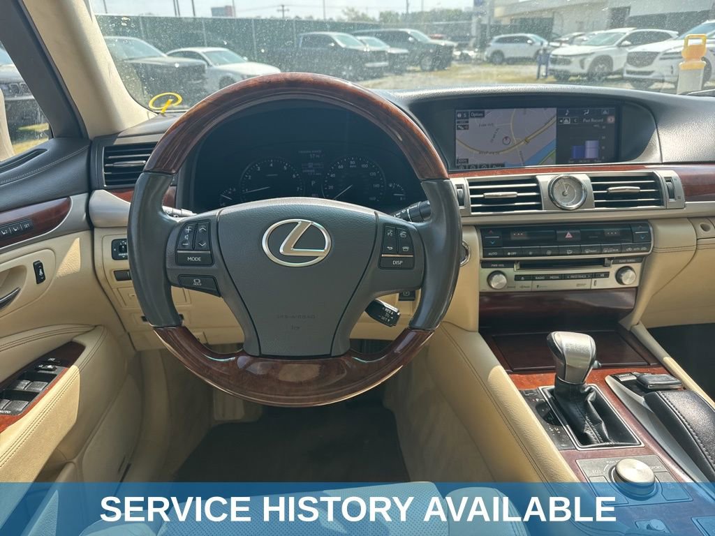 Used 2015 Lexus LS 460 w/ Comfort Package RWD image 16