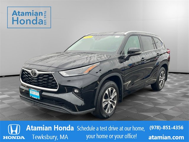 Used 2022 Toyota Highlander XLE
