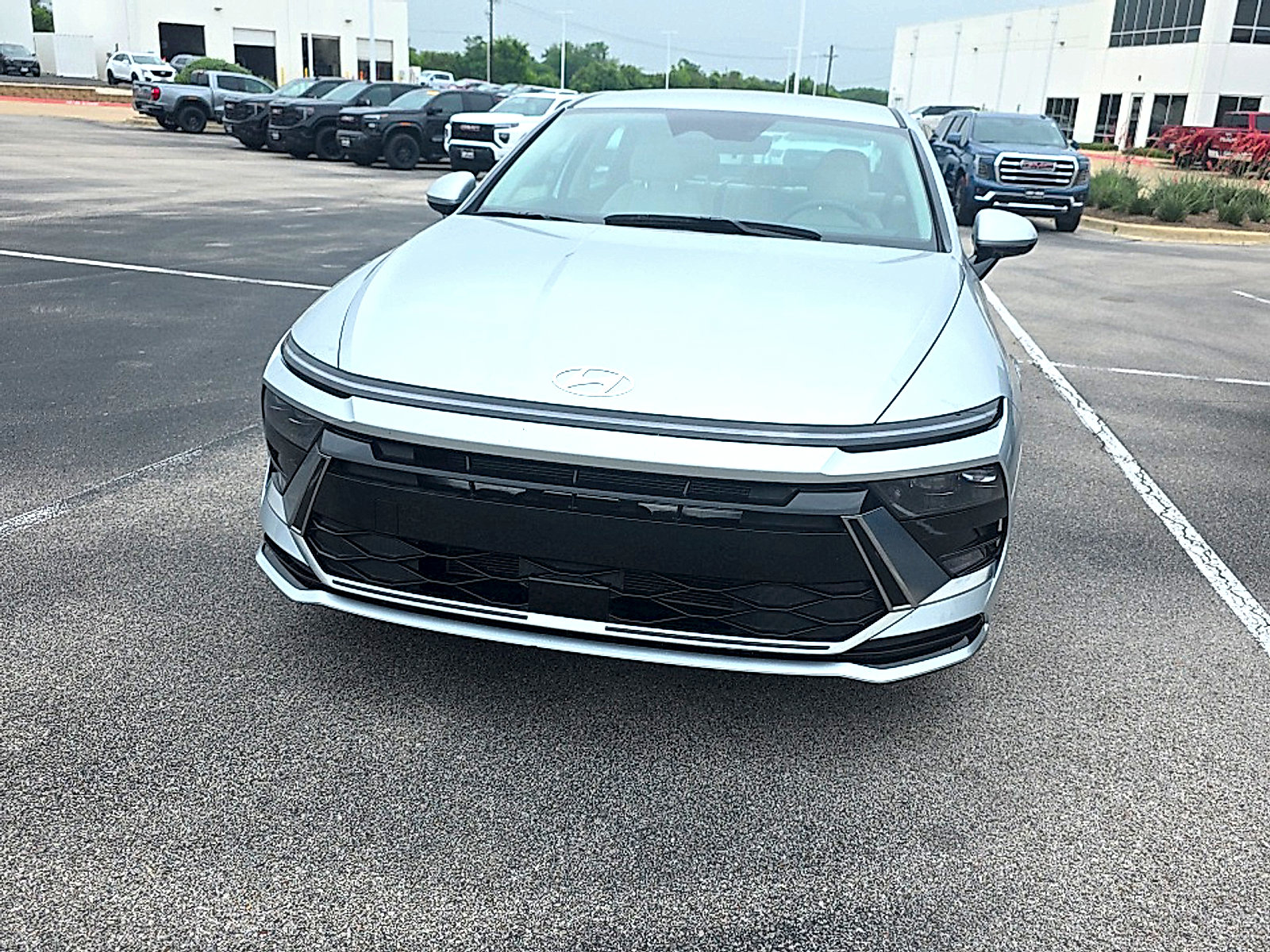 Used 2025 Hyundai Sonata SEL FWD image 4