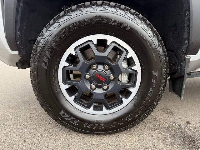 Used 2024 Toyota Tacoma TRD Off-Road w/ TRD Off Road Premium Package AWD/4WD image 10