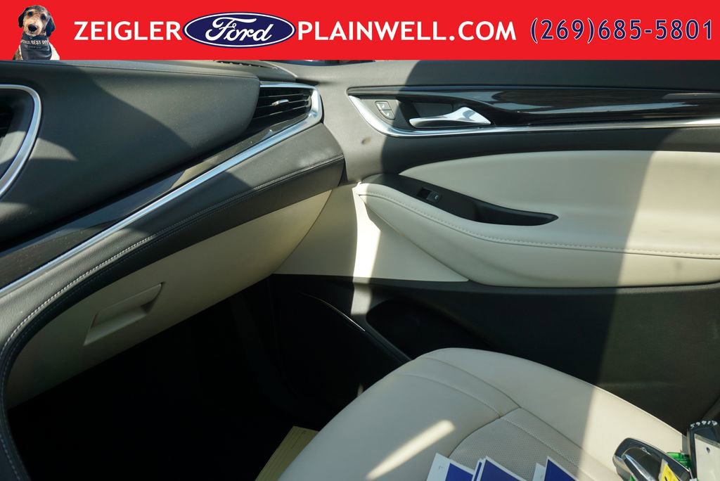 Used 2023 Buick Enclave Essence w/ Experience Buick Package AWD/4WD image 32