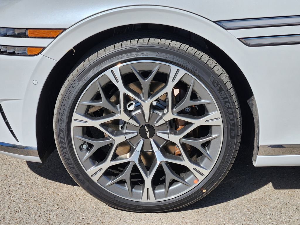 Used 2026 Genesis G90 3.5T image 10