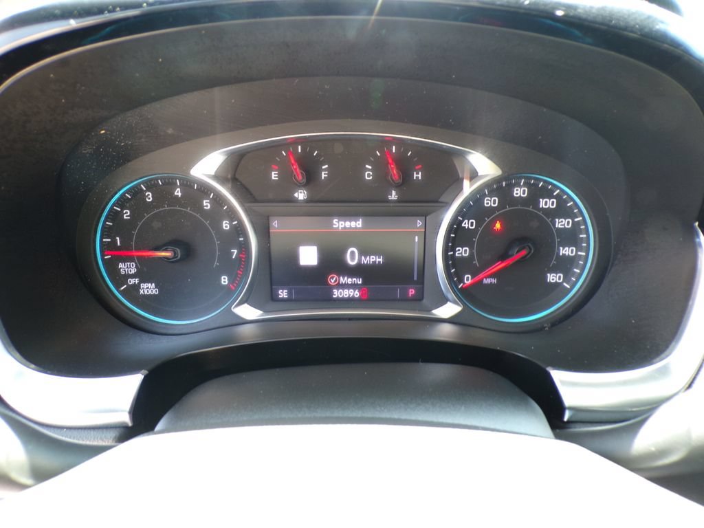Used 2023 Chevrolet Traverse LT w/ LT Premium Package AWD/4WD image 28