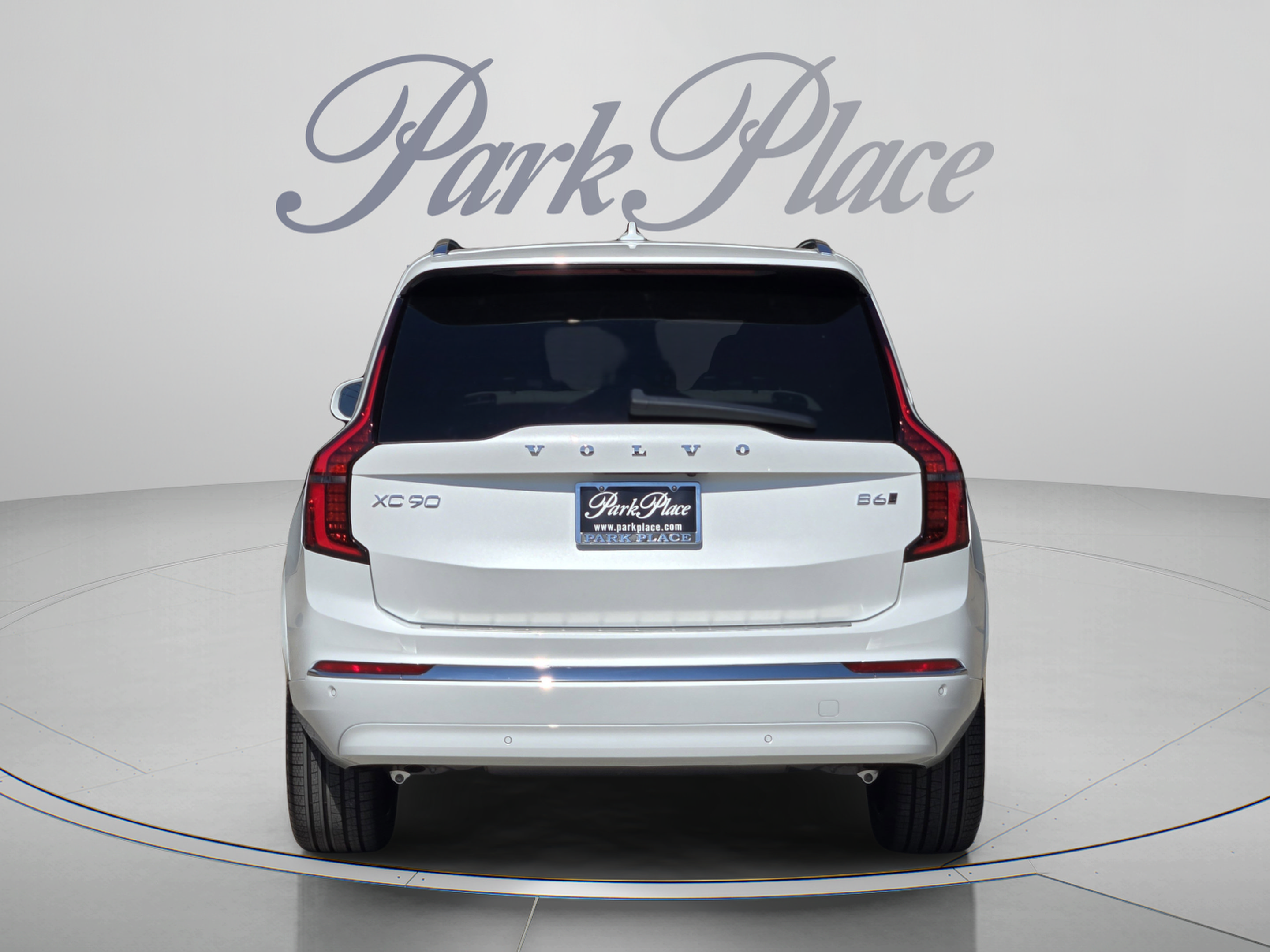 Used 2026 Volvo XC90 B6 Plus w/ Protection Package Premier AWD/4WD image 4