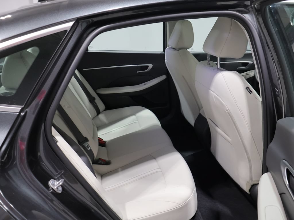Used 2025 Hyundai Sonata SEL FWD image 20