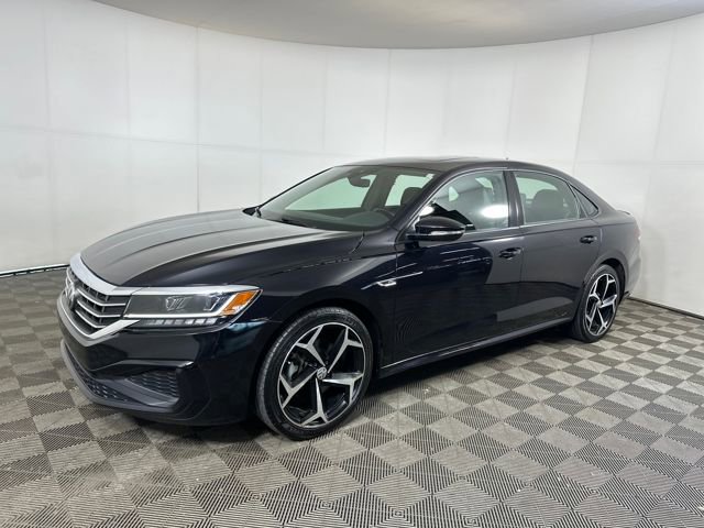 Used 2021 Volkswagen Passat 2.0T R-Line FWD image 7