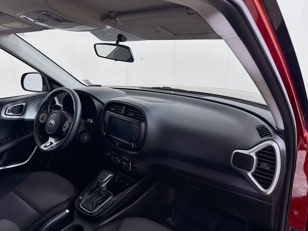 Used 2020 Kia Soul LX image 33