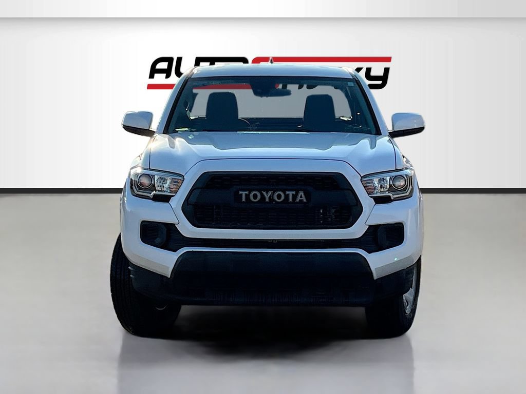 Used 2023 Toyota Tacoma SR AWD/4WD image 2