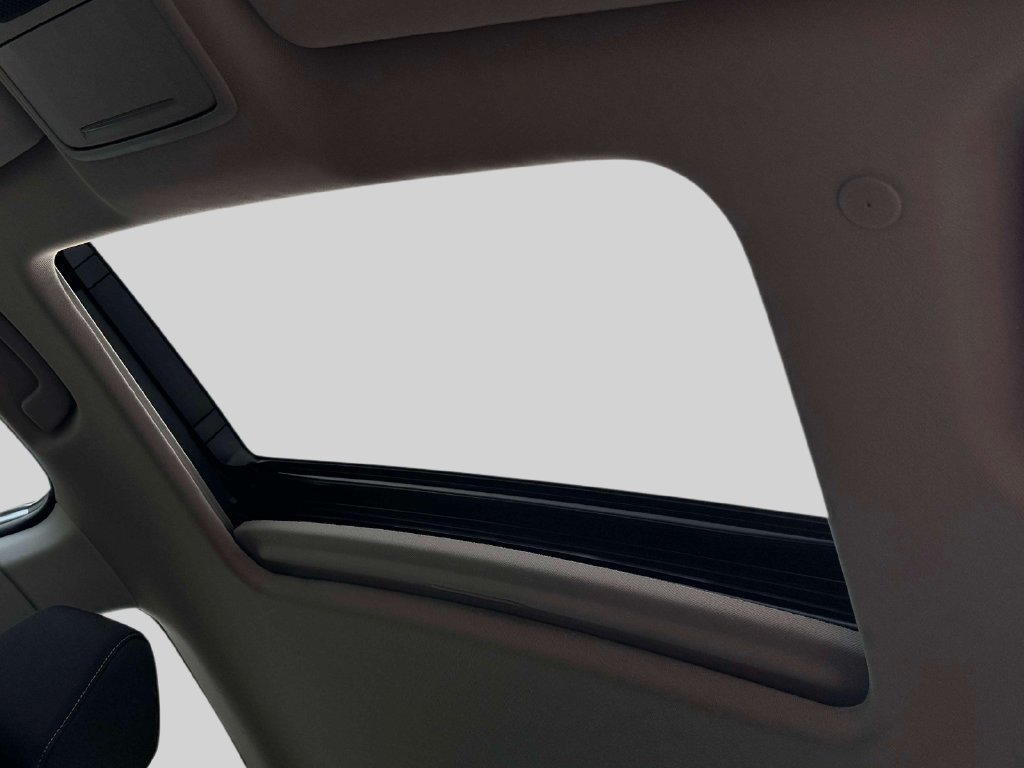 Certified 2023 Honda Accord EX image 17